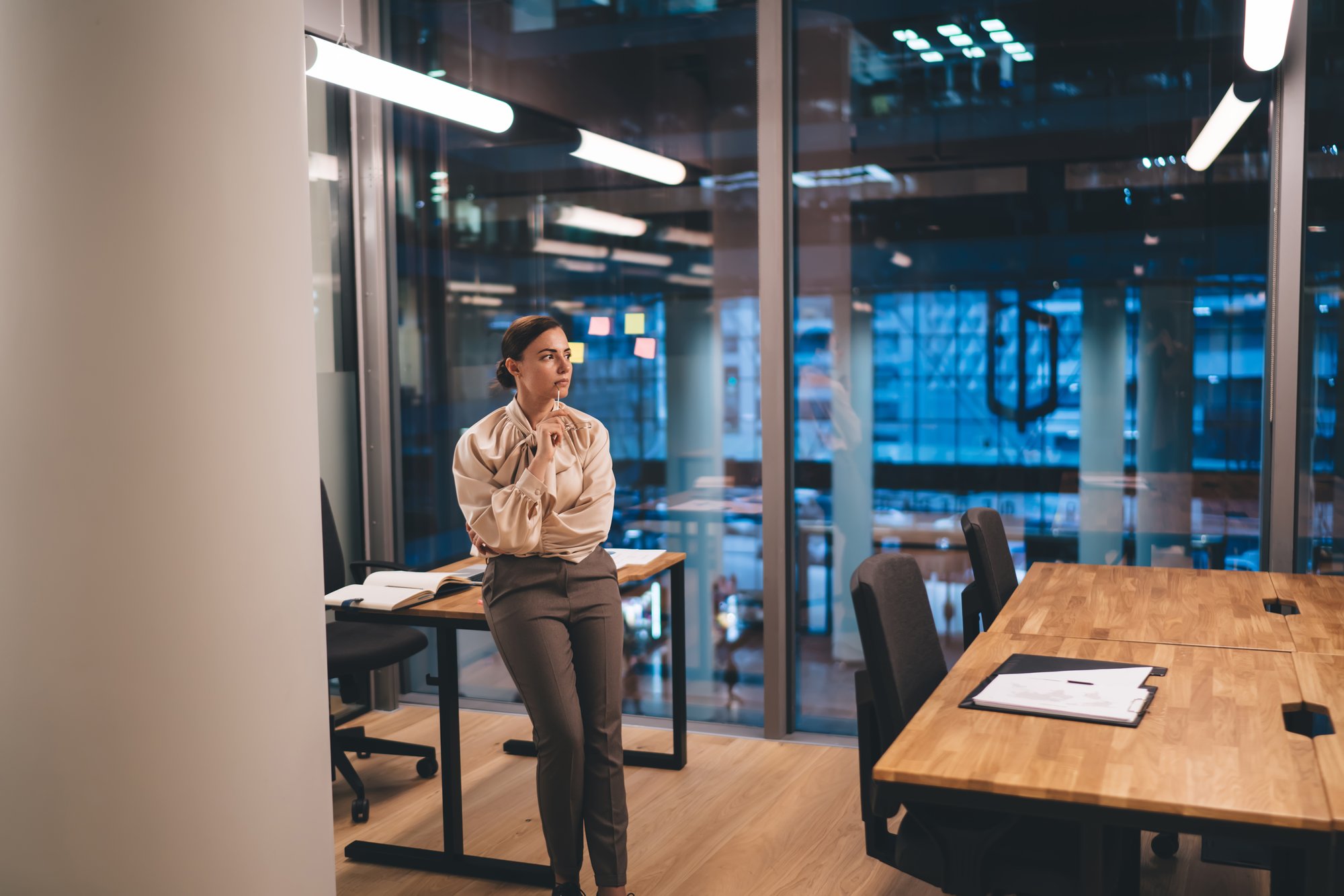 businesswoman-thinking-about-project-in-modern-off-2026-01-09-07-32-31-utc
